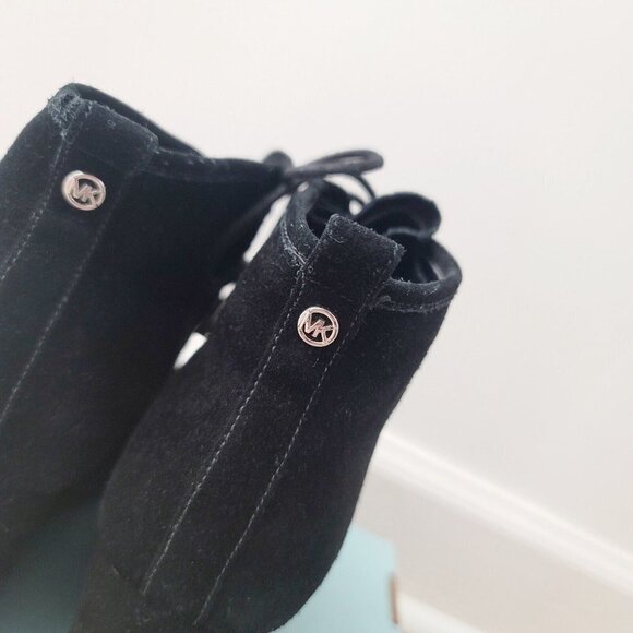 Michael Michael Kors Tamara Lace Up Boots Ankle Booties Suede Leather Wedge 8 - Picture 8 of 12